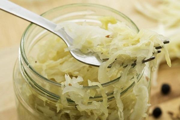 fork with cabbage