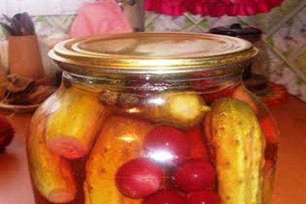 cucumbers with cherries