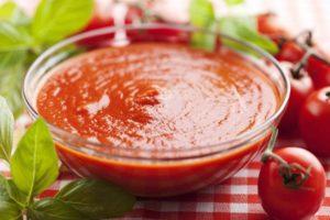 TOP 8 receitas para fazer molho de tomate com maçãs para o inverno