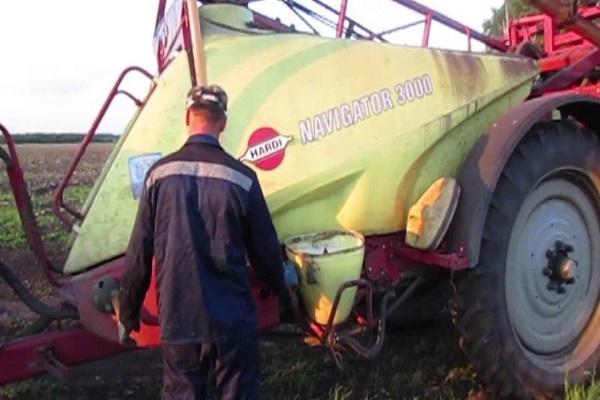 сипати у резервоар