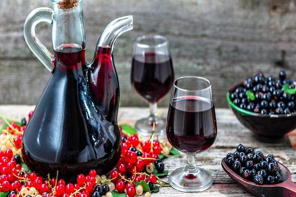 verre sur la table