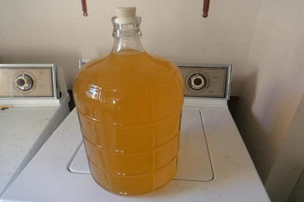 riesige Flasche