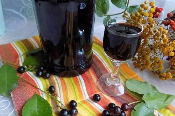 φύλλα κερασιάς πουλιών