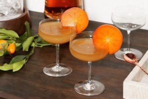 3 einfache Rezepte für die Zubereitung von Kaki-Wein zu Hause